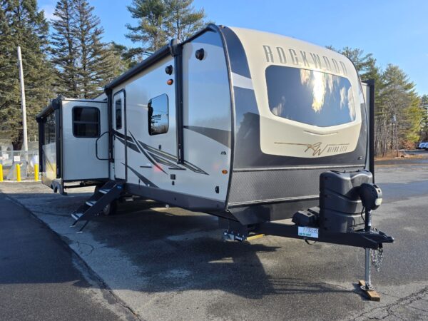 Buy Used 2022 Rockwood Ultra Lite 2906BS Travel Trailer