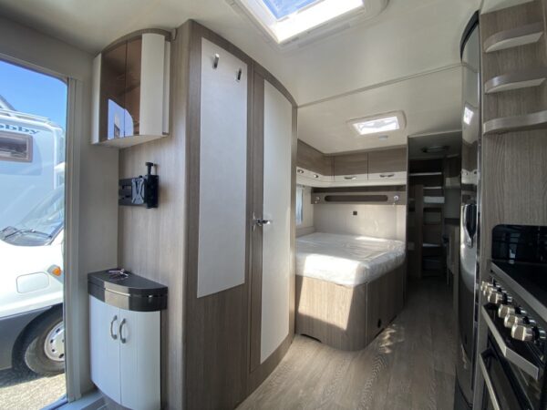 DM7135 eydgniby 600x450