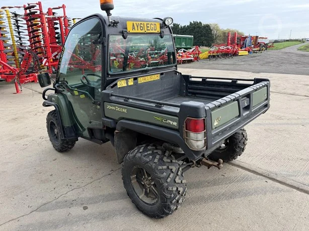 FAIRLY USED 2011 JOHN DEERE GATOR XUV 550 S4 Image 2