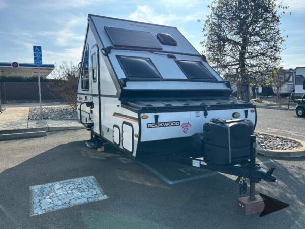 The 2022 Forest River Rockwood Premier A122S is a lightweight yet well‑appointed travel trailer designed for comfort, convenience, and easy towing  Rockwood Premier models are known for their quality construction, thoughtful layouts, and great value — making this unit perfect for couples, small families, or anyone seeking a dependable trailer for weekend getaways or longer adventures  Used 2022 Forest River RV Rockwood Premier Travel Trailer