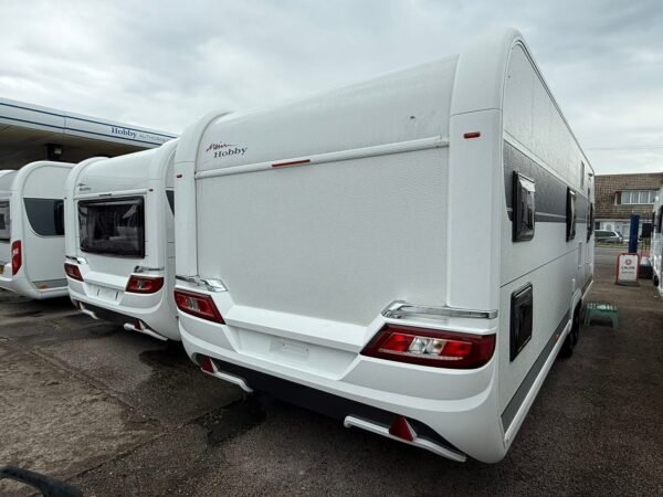 Car201 600x450